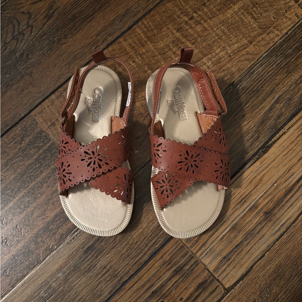 OshKosh B'gosh Brown Toddler Sandals